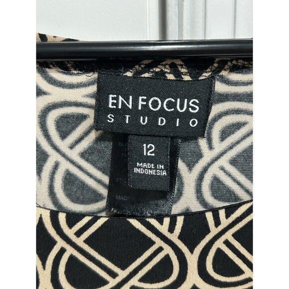 En Focus Studio Black Tan Geometric Print Ruched Waist Dress Size 12 - Picture 5 of 9